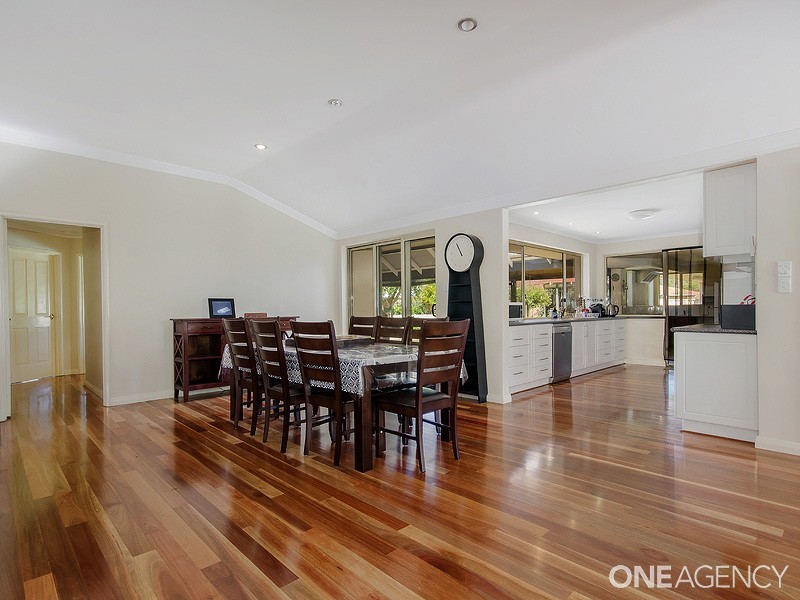 5 Leeton Close, Halls Head WA 6210