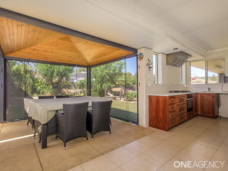 5 Leeton Close, Halls Head WA 6210