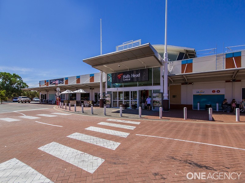 5 Leeton Close, Halls Head WA 6210