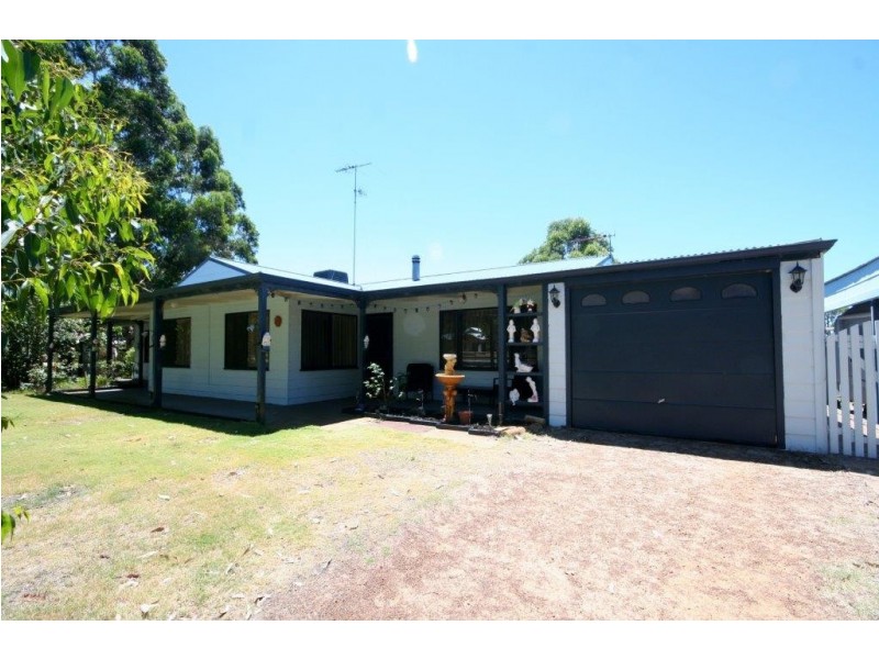 53 Eaglehawk Drive, Ravenswood WA 6208