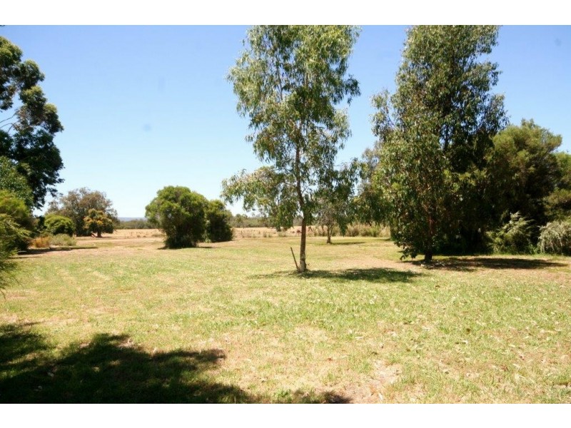 53 Eaglehawk Drive, Ravenswood WA 6208