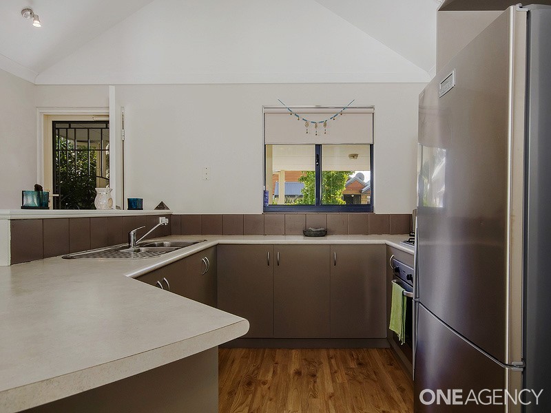 9/8 -14 Moat Street, Mandurah WA 6210