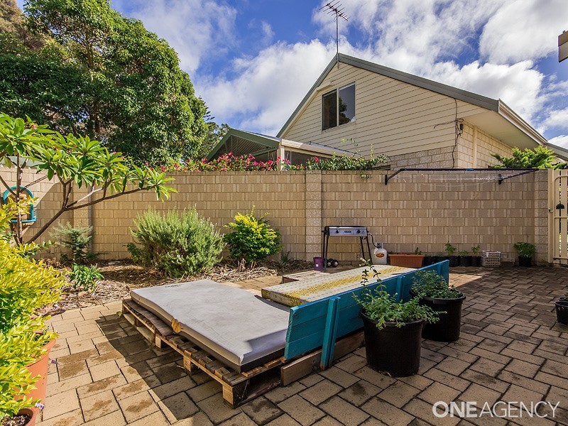 9/8 -14 Moat Street, Mandurah WA 6210