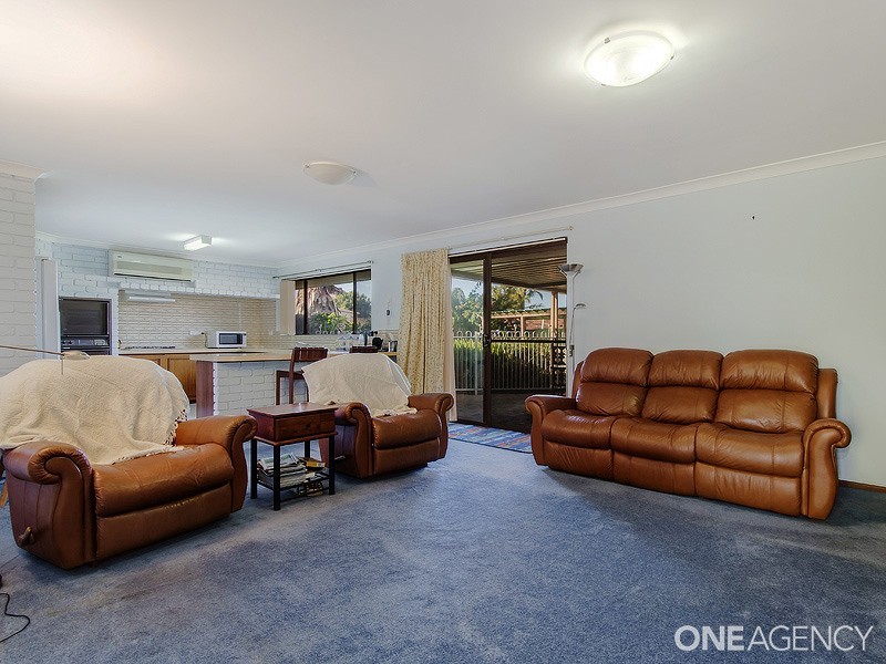 6 Maitland Close, Halls Head WA 6210