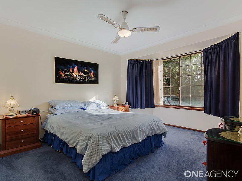 6 Maitland Close, Halls Head WA 6210