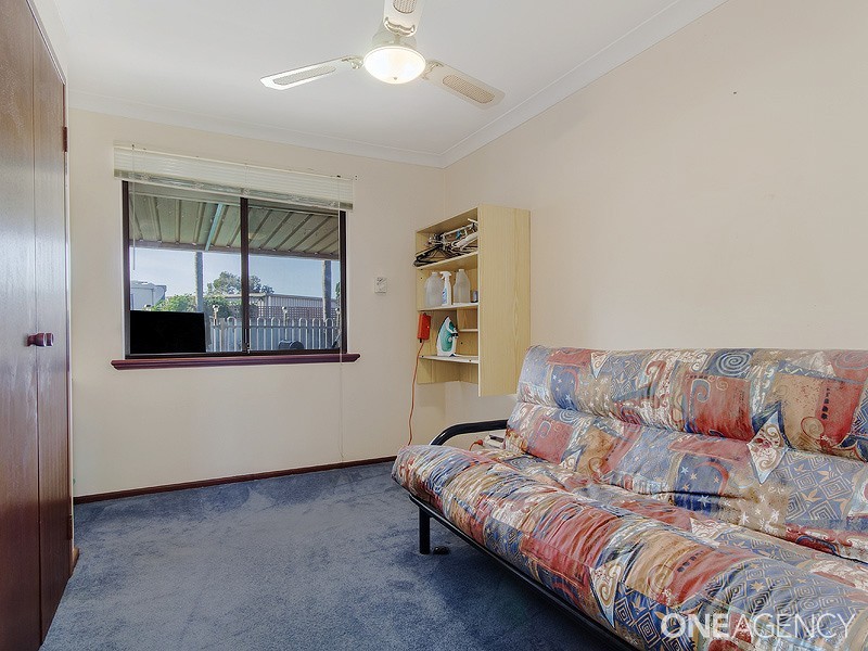 6 Maitland Close, Halls Head WA 6210