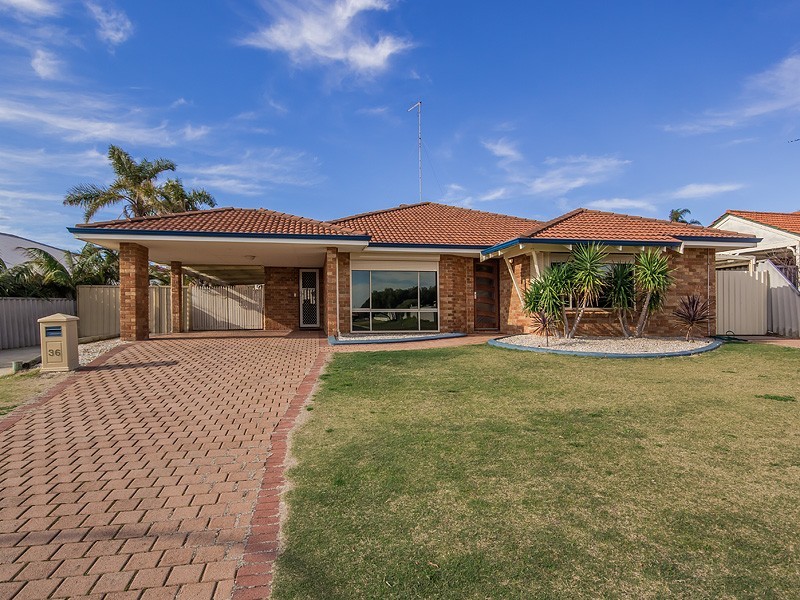 36 Silvertop Avenue, Halls Head WA 6210