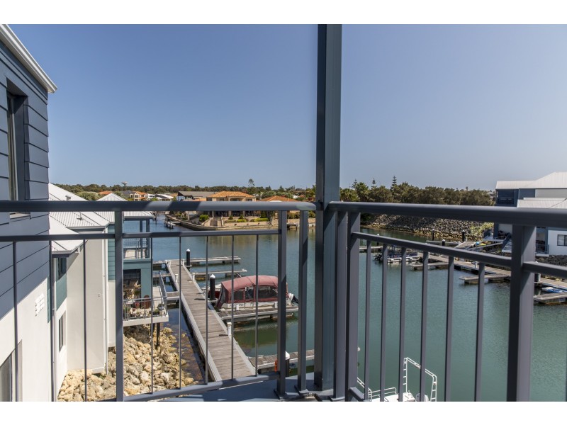 31/206 Mary Street, Halls Head WA 6210