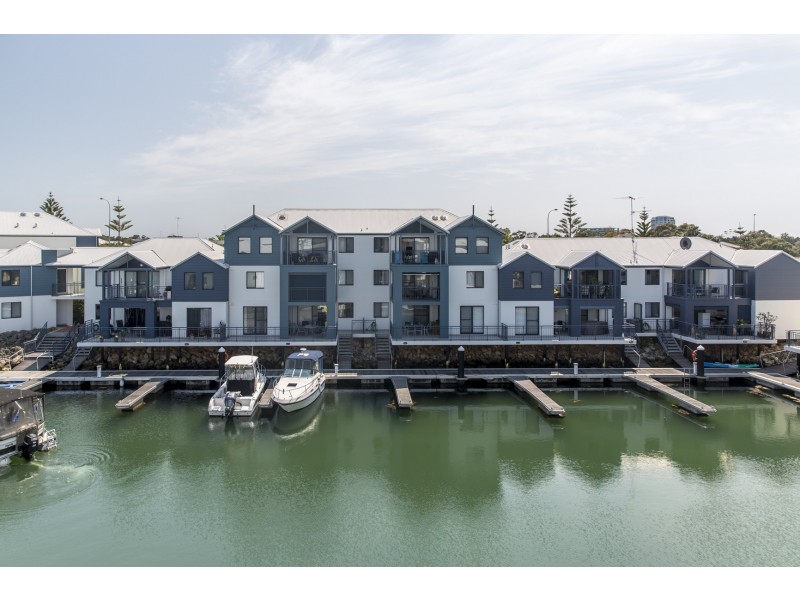 31/206 Mary Street, Halls Head WA 6210