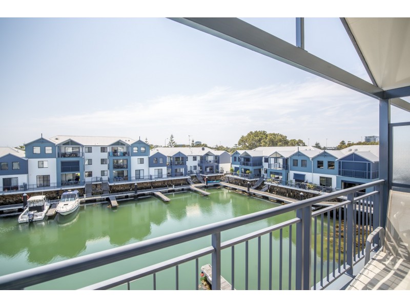 31/206 Mary Street, Halls Head WA 6210