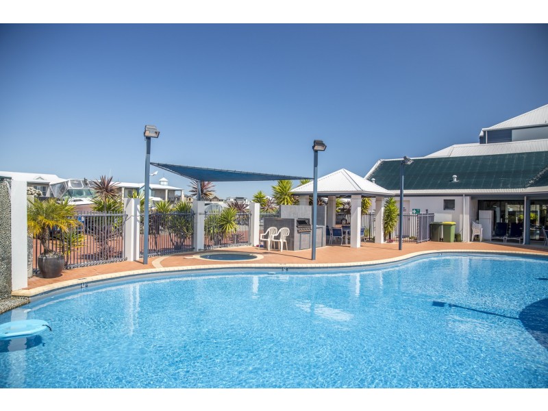 31/206 Mary Street, Halls Head WA 6210