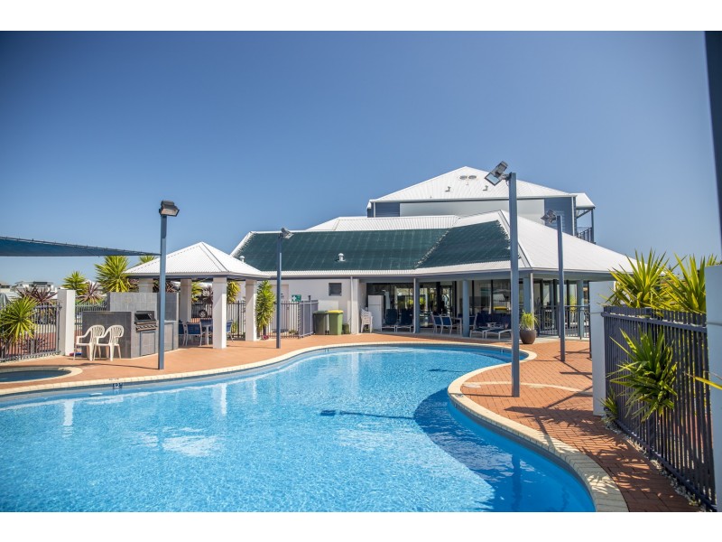 31/206 Mary Street, Halls Head WA 6210