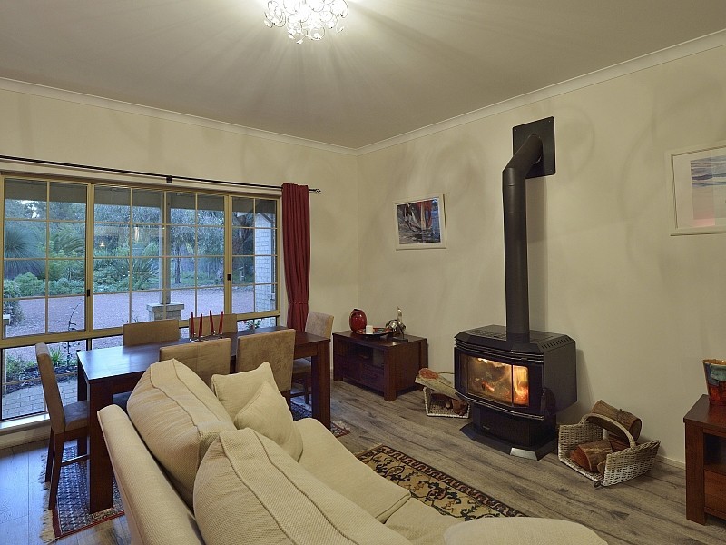 16 Honeytree Place, Falcon WA 6210