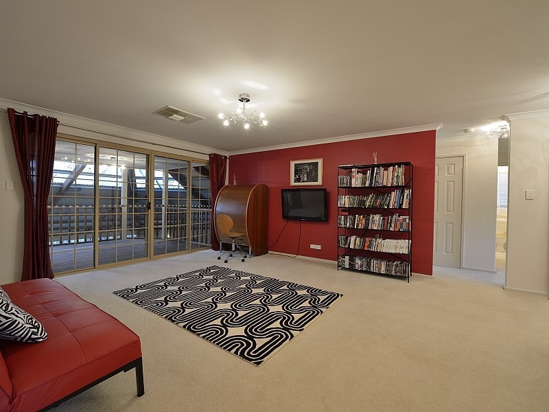 16 Honeytree Place, Falcon WA 6210