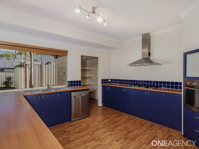 9 Eddy Street, Coodanup WA 6210