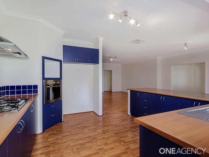 9 Eddy Street, Coodanup WA 6210