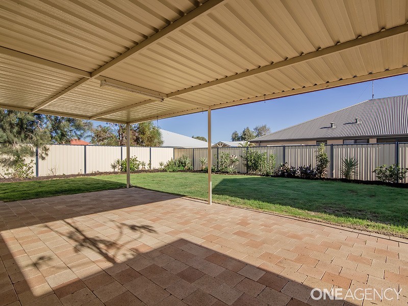 9 Eddy Street, Coodanup WA 6210