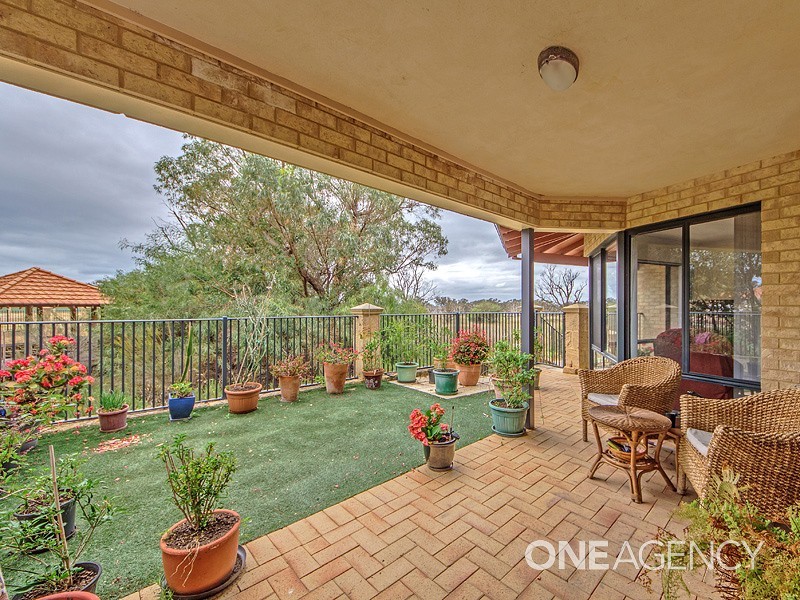 2/13 Bluerise Cove, Falcon WA 6210