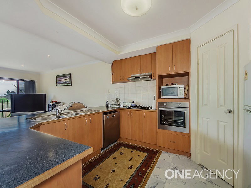 2/13 Bluerise Cove, Falcon WA 6210