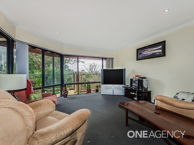 2/13 Bluerise Cove, Falcon WA 6210