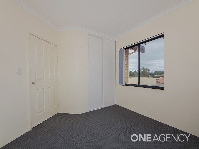 2/13 Bluerise Cove, Falcon WA 6210