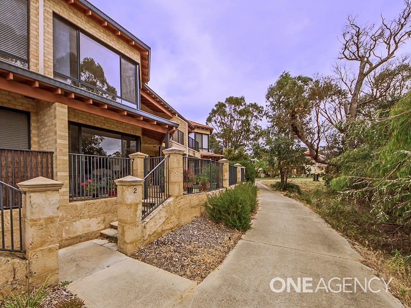 2/13 Bluerise Cove, Falcon WA 6210