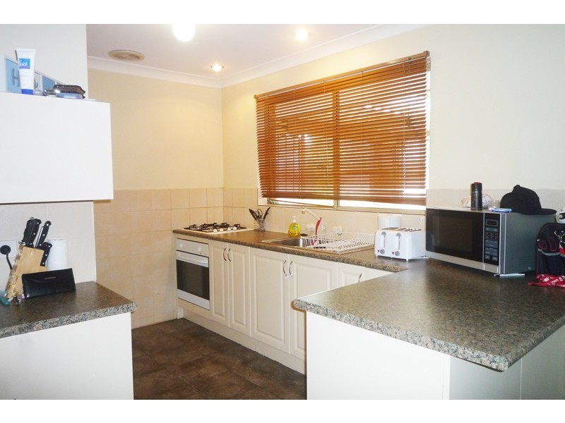 4 Liberton Place, Coodanup WA 6210