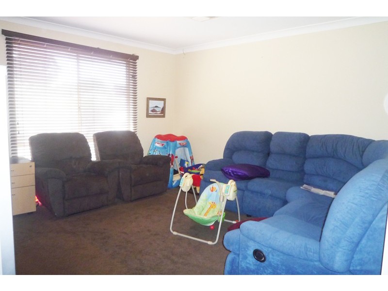 4 Liberton Place, Coodanup WA 6210