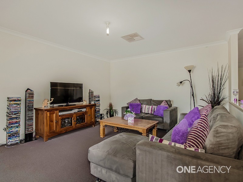 2 Capilano Court, Meadow Springs WA 6210