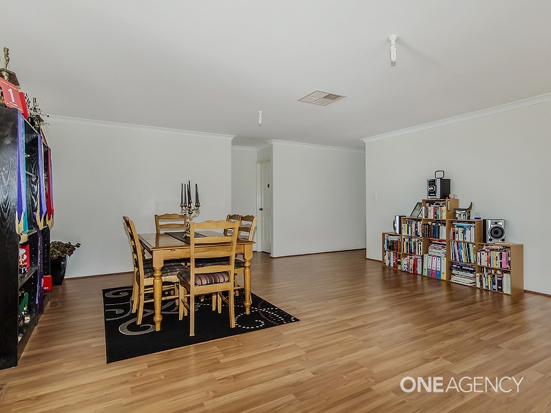 2 Capilano Court, Meadow Springs WA 6210