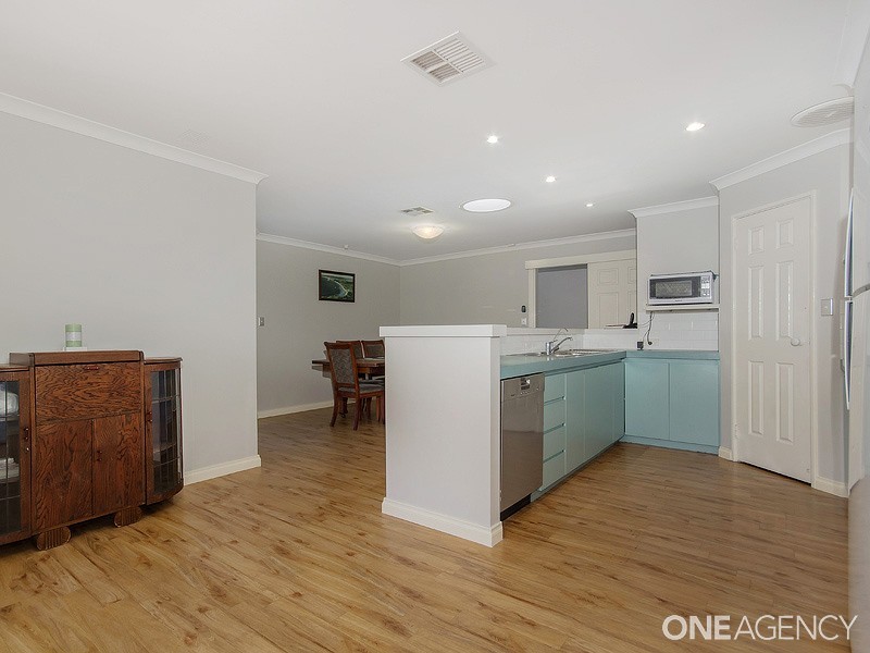6 Lilystone Rtt, Erskine WA 6210