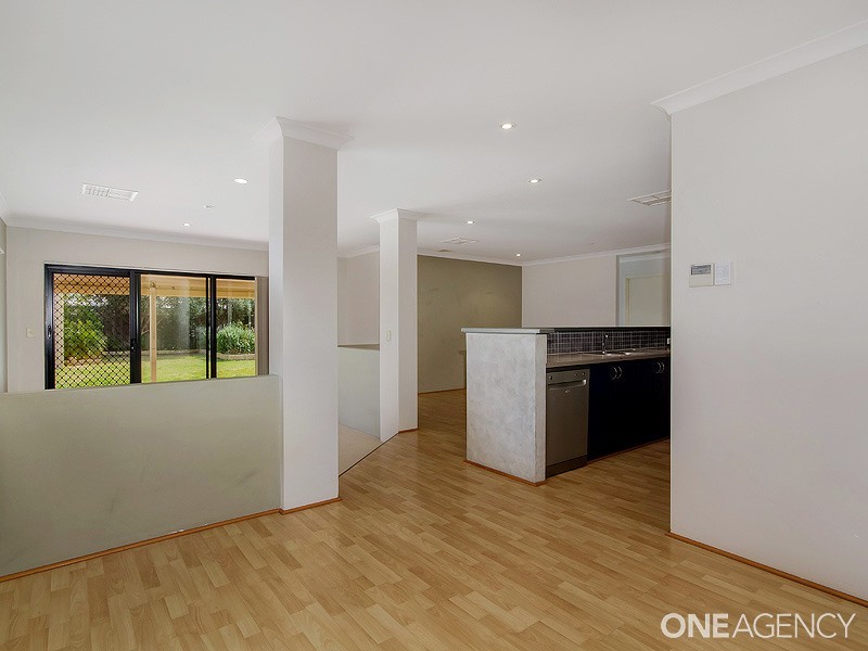 29 Bethel Corner, Halls Head WA 6210
