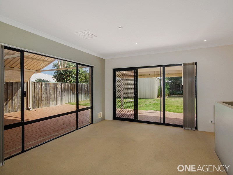 29 Bethel Corner, Halls Head WA 6210