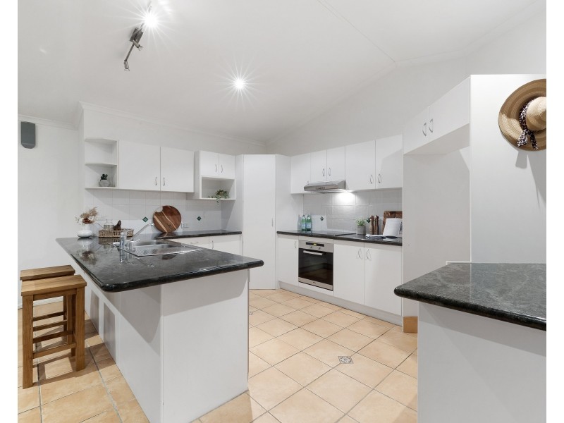 25 Tedford Drive, Tewantin QLD 4565