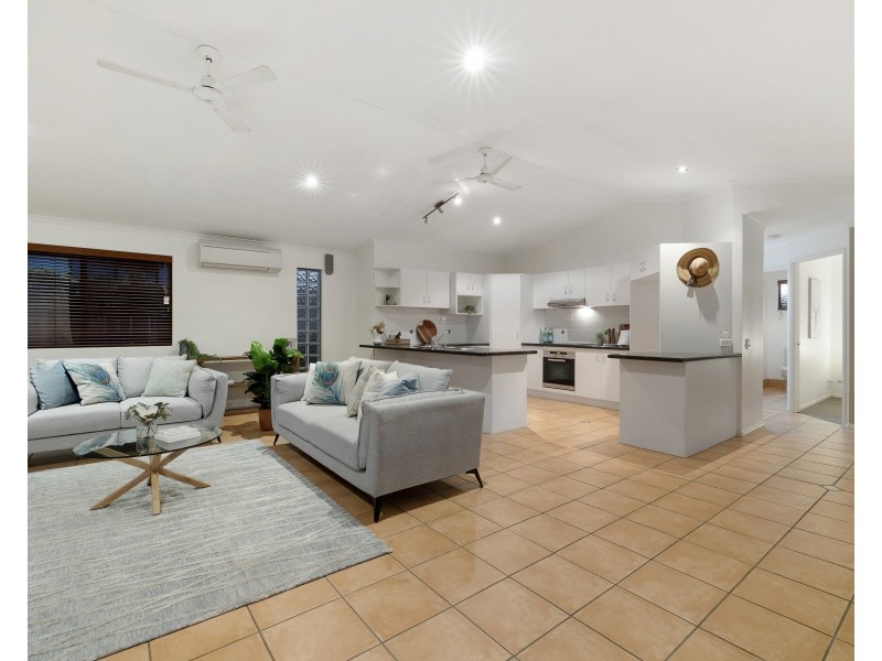 25 Tedford Drive, Tewantin QLD 4565