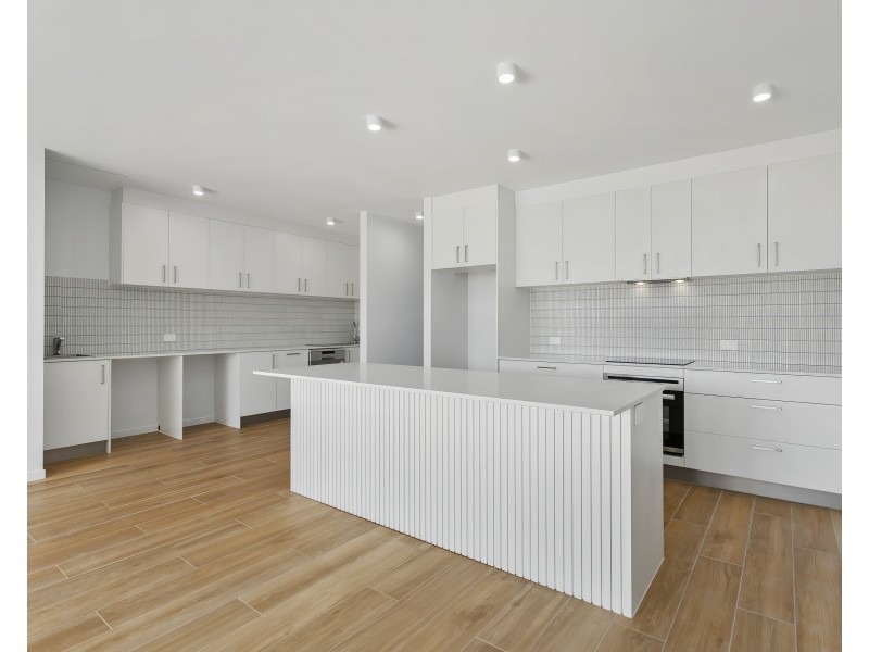 4/105 Poinciana Avenue, Tewantin QLD 4565