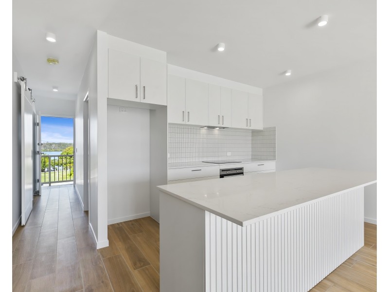 4/105 Poinciana Avenue, Tewantin QLD 4565