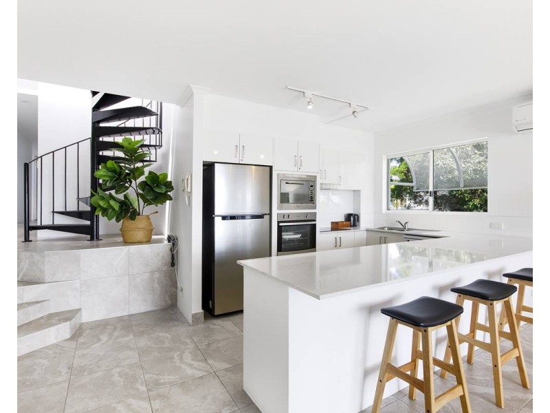 12/20 Edgar Bennett Avenue, Noosa Heads QLD 4567