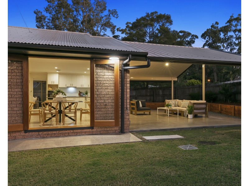 17 Griffith Avenue, Tewantin QLD 4565