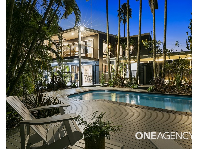 7 Palm Grove Crescent, Tewantin QLD 4565