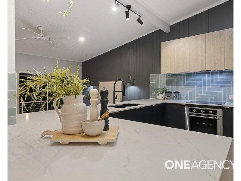 7 Palm Grove Crescent, Tewantin QLD 4565