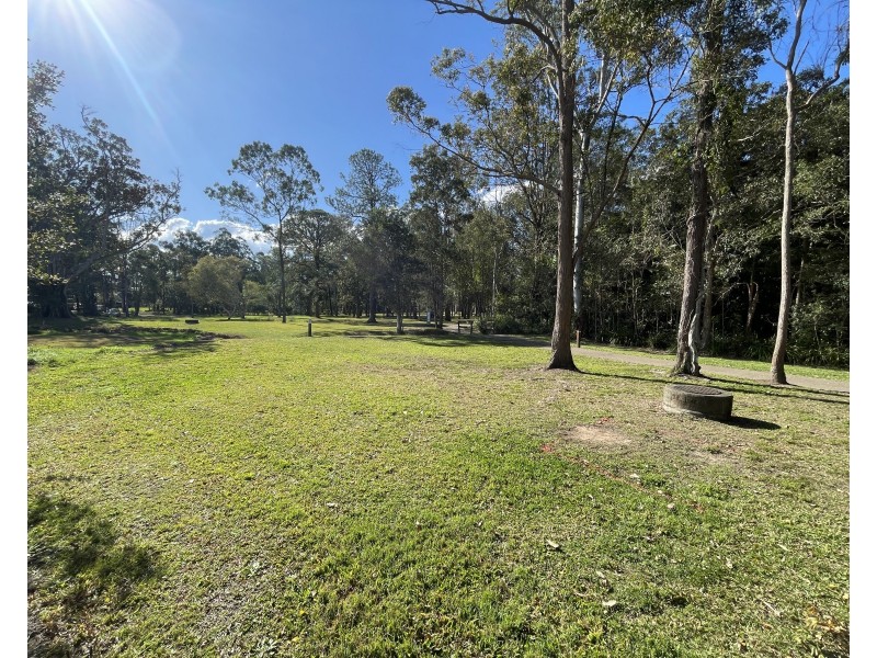 5 Factory Street, Pomona QLD 4568