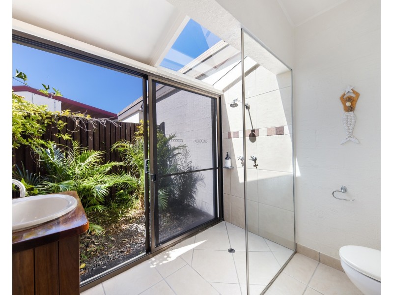 1 Griffith Avenue, Tewantin QLD 4565