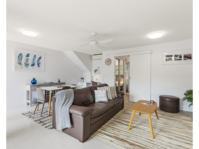 4/243 Weyba Road, Noosaville QLD 4566