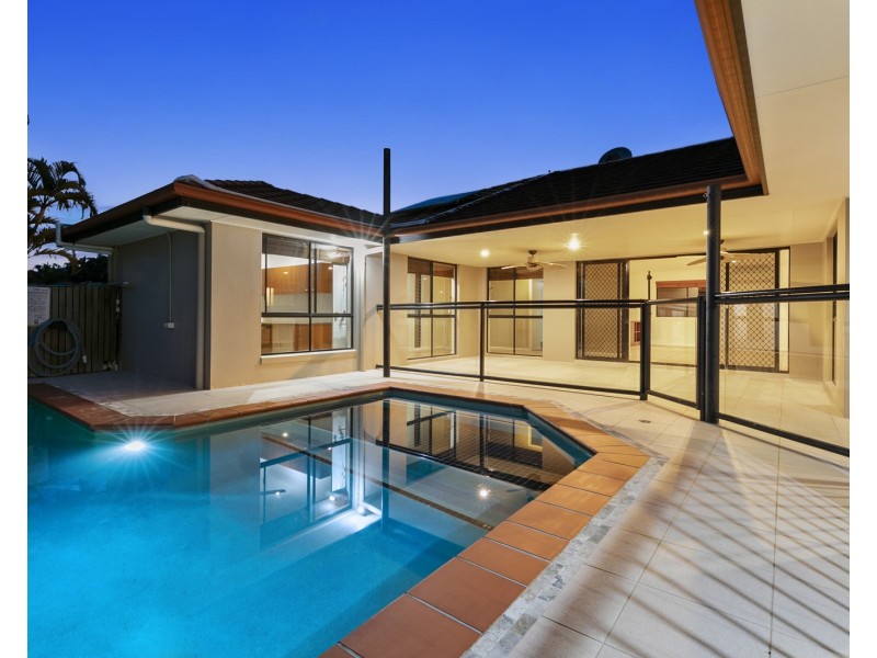 25 Tedford Drive, Tewantin QLD 4565