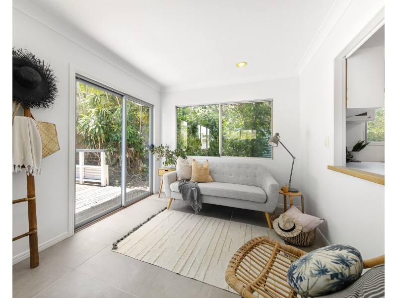 2 Cooloosa Street, Sunshine Beach QLD 4567