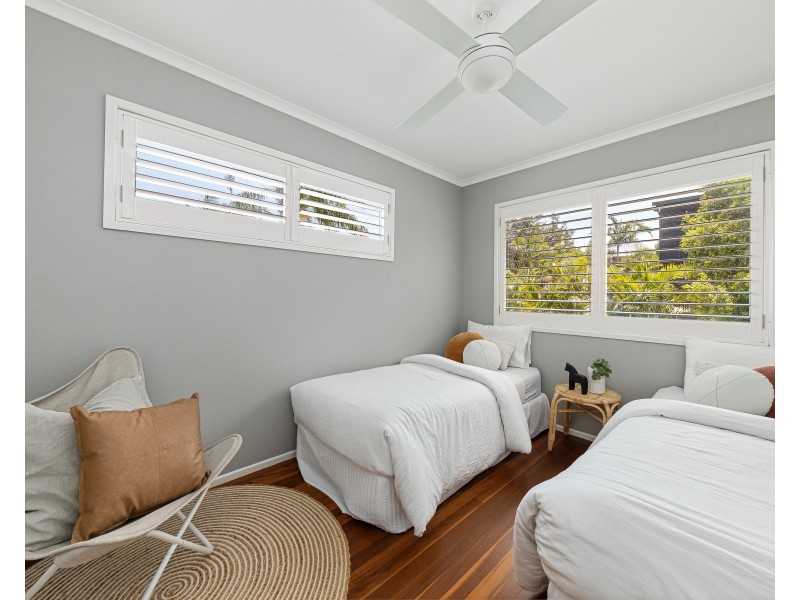 2 Cooloosa Street, Sunshine Beach QLD 4567