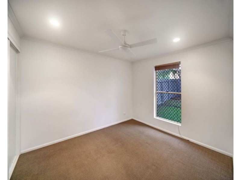 1/13 Advance Place, Sunrise Beach QLD 4567