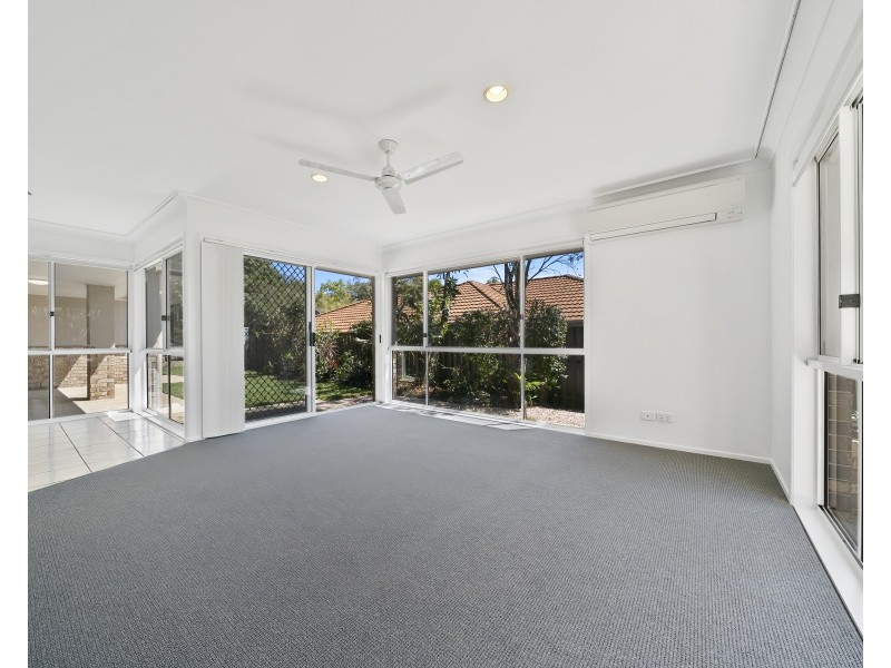 25 Raven Way, Noosaville QLD 4566