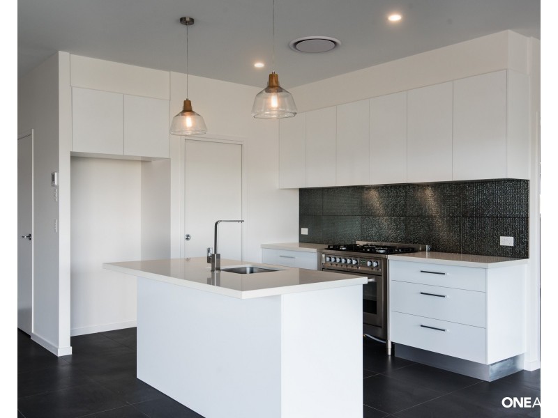 6 Black Beech Road, Noosa Heads QLD 4567